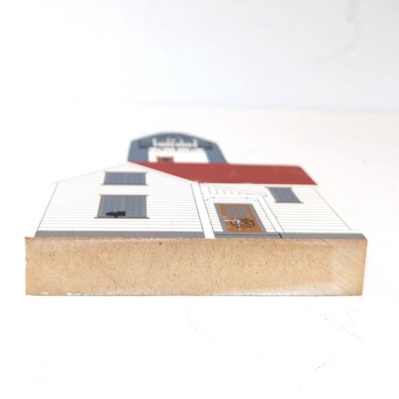 Cat’s Meow Village Shelf Sitter – West Chop Lighthouse Martha’s Vineyard 1996 - Picture 10 of 10